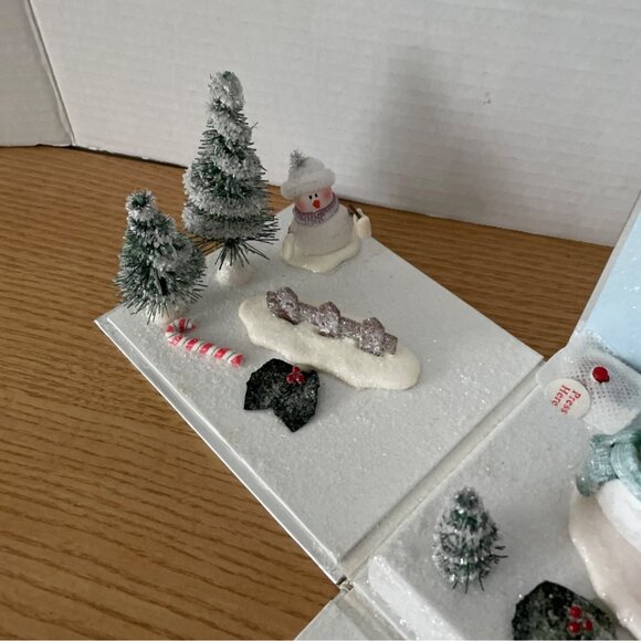 Vtg Avon Musical Snowman Family Forest Scene Fold Out Gift Box Fiber Optic VIDEO - Picture 7 of 12